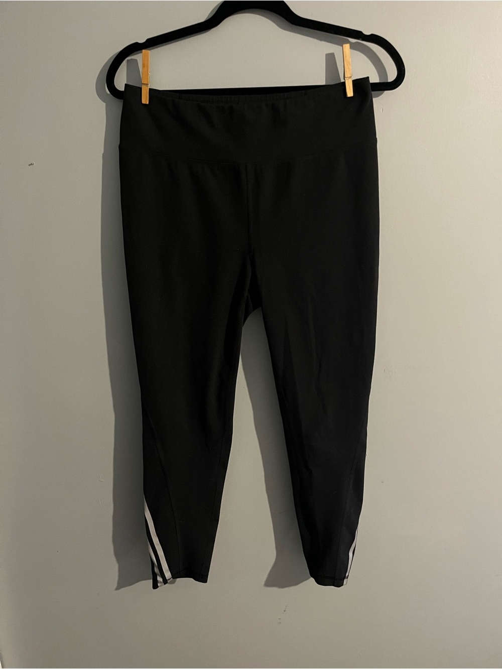 MTA Sport Black Leggings with silver Ankle Stripes size large high waist